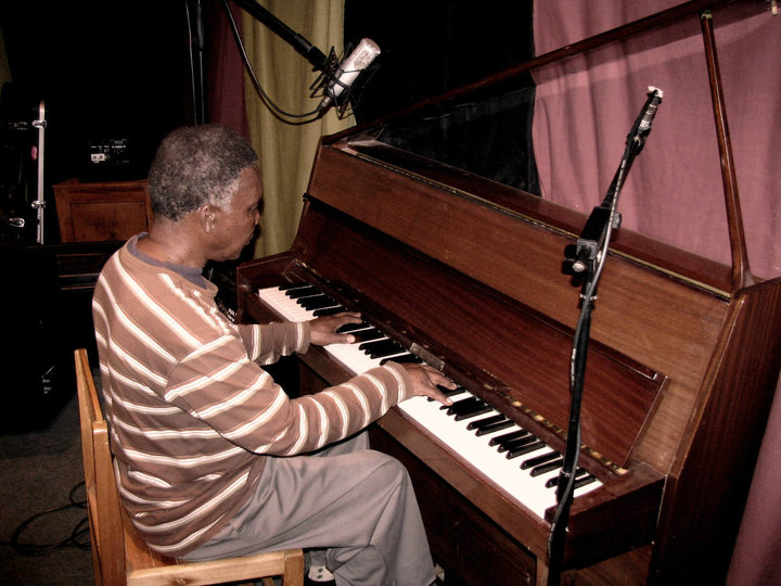 Wagon Wheel recording studio Pretoria Decibels rehearsal and recording studio Pretoria